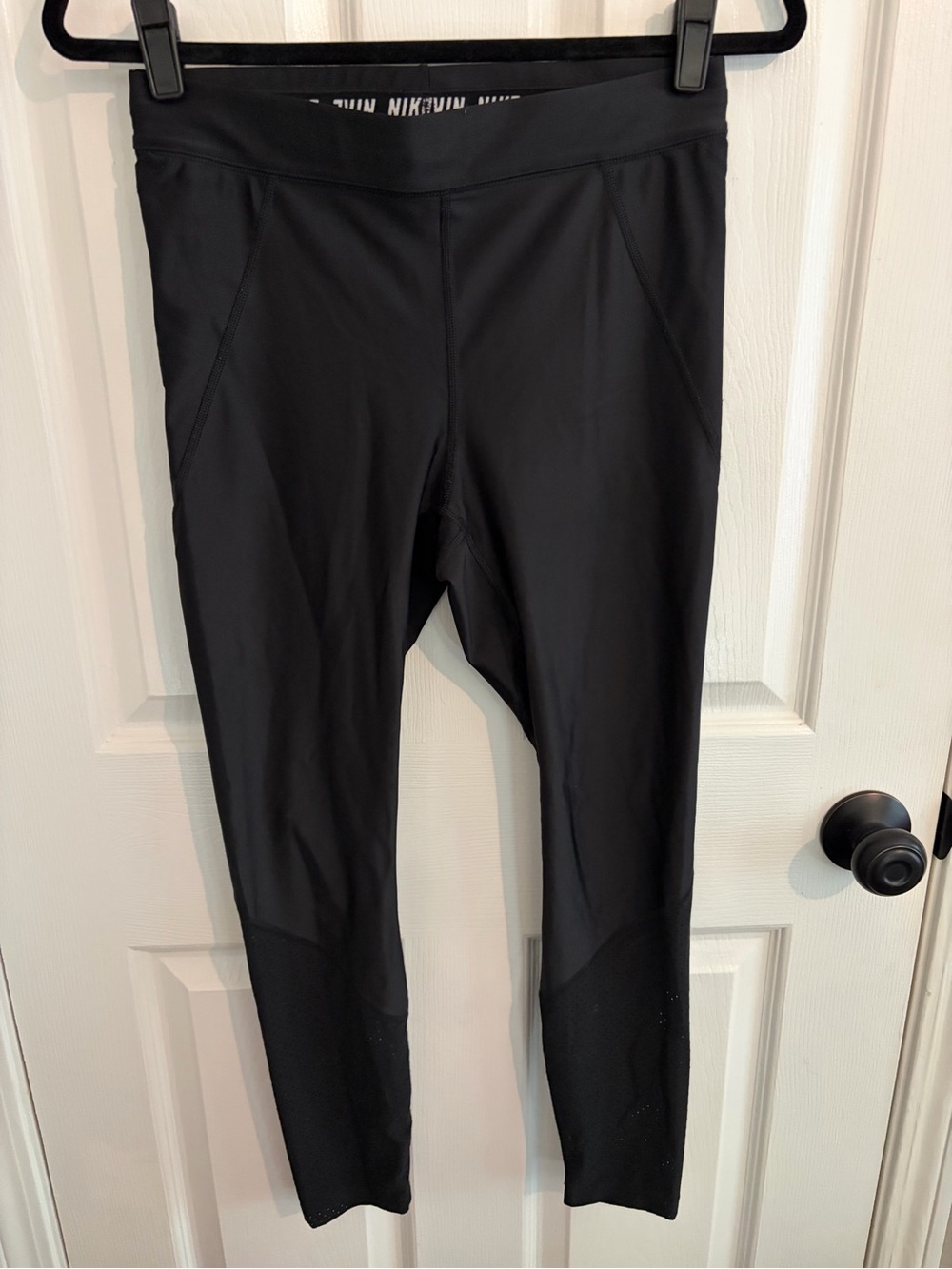 Nike Black Dri-FIT Performance Leggings With Mesh Insert Ankle Panels - Size M